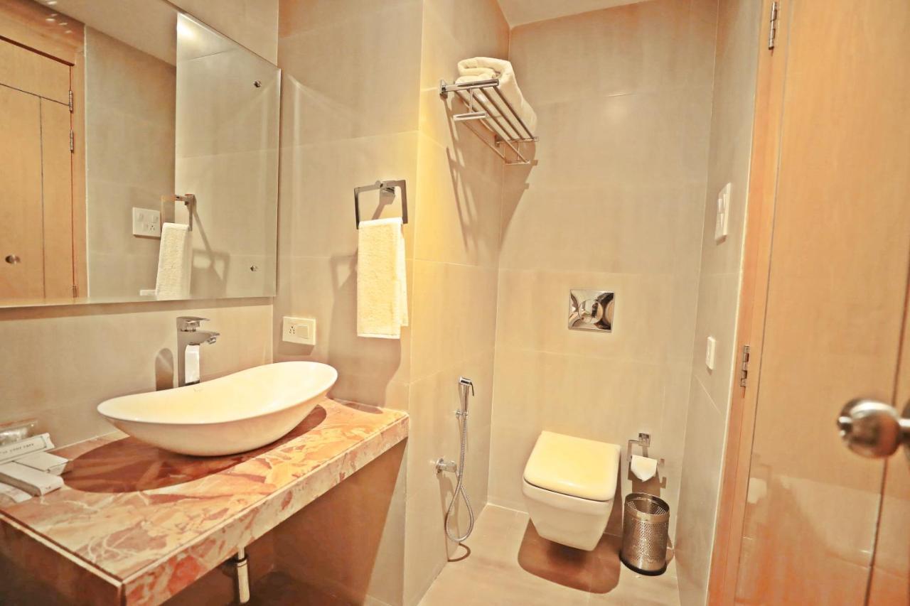 Bindiram Express By Shrigo Hotels Sitapur Muafi Extérieur photo