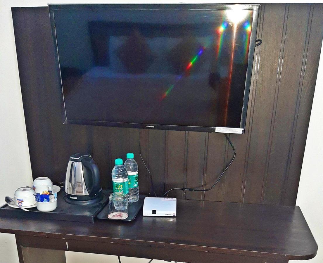 Bindiram Express By Shrigo Hotels Sitapur Muafi Extérieur photo