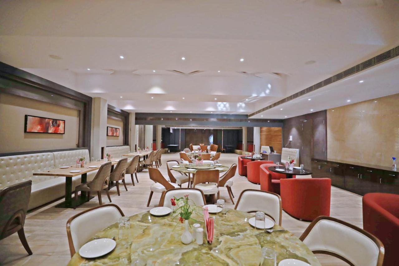 Bindiram Express By Shrigo Hotels Sitapur Muafi Extérieur photo